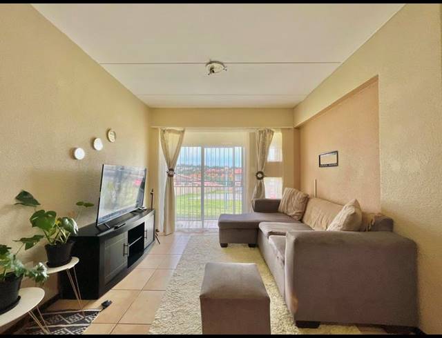 2 BEDROOM APARTMENT FOR SALE IN HONEYDEW